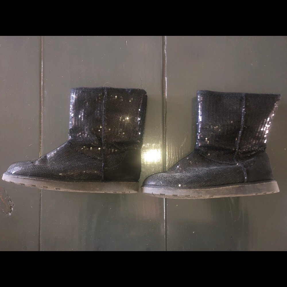 Glitter Fuzzy Snow Boots